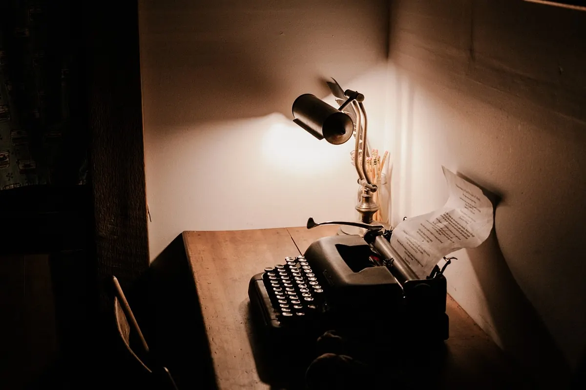 Writing Portfolio for UK Literary Magazines: How to Select and Sequence Your Best Pieces